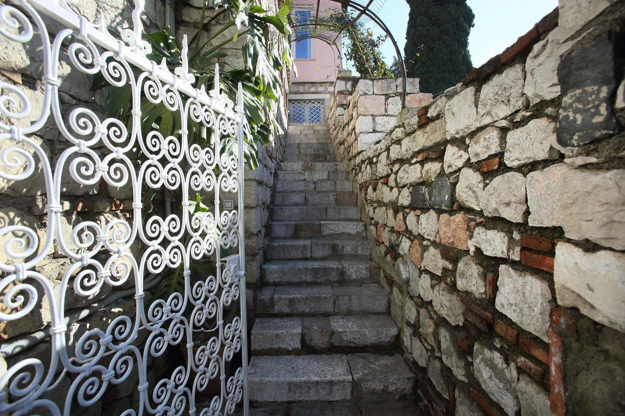 טאורמינה Badia Vecchia Apartment מראה חיצוני תמונה